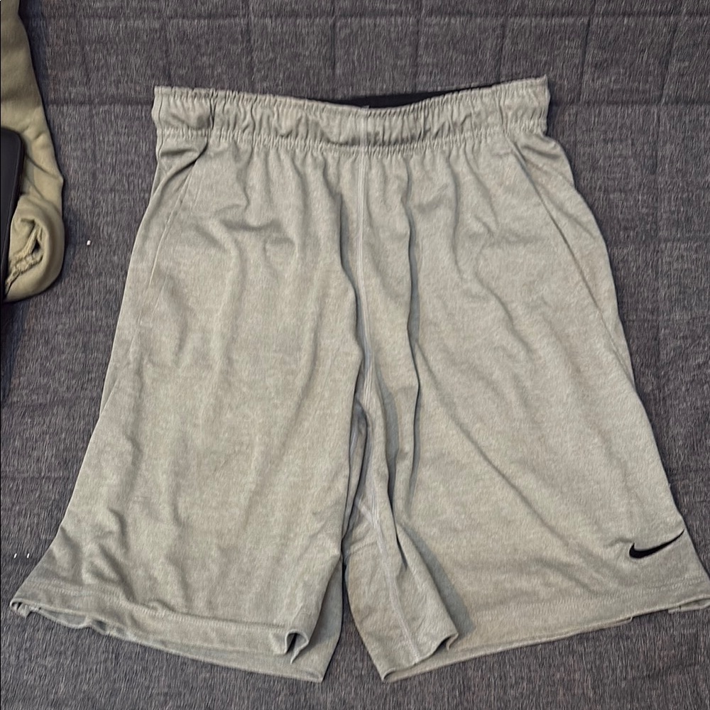 Nike Men's Gray Athletic Shorts